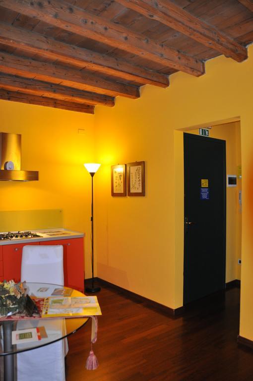 Piazza Nova Guest House フェラーラ 部屋 写真