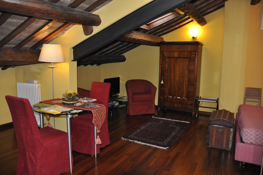 Piazza Nova Guest House フェラーラ 部屋 写真