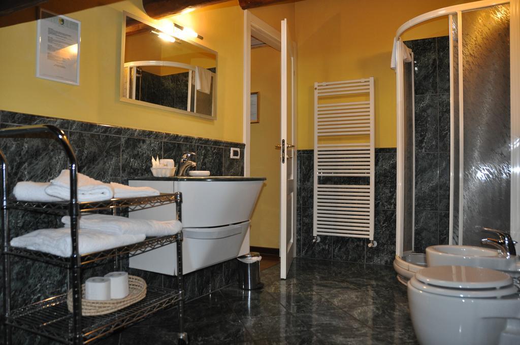 Piazza Nova Guest House フェラーラ 部屋 写真