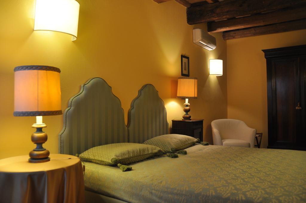 Piazza Nova Guest House フェラーラ エクステリア 写真