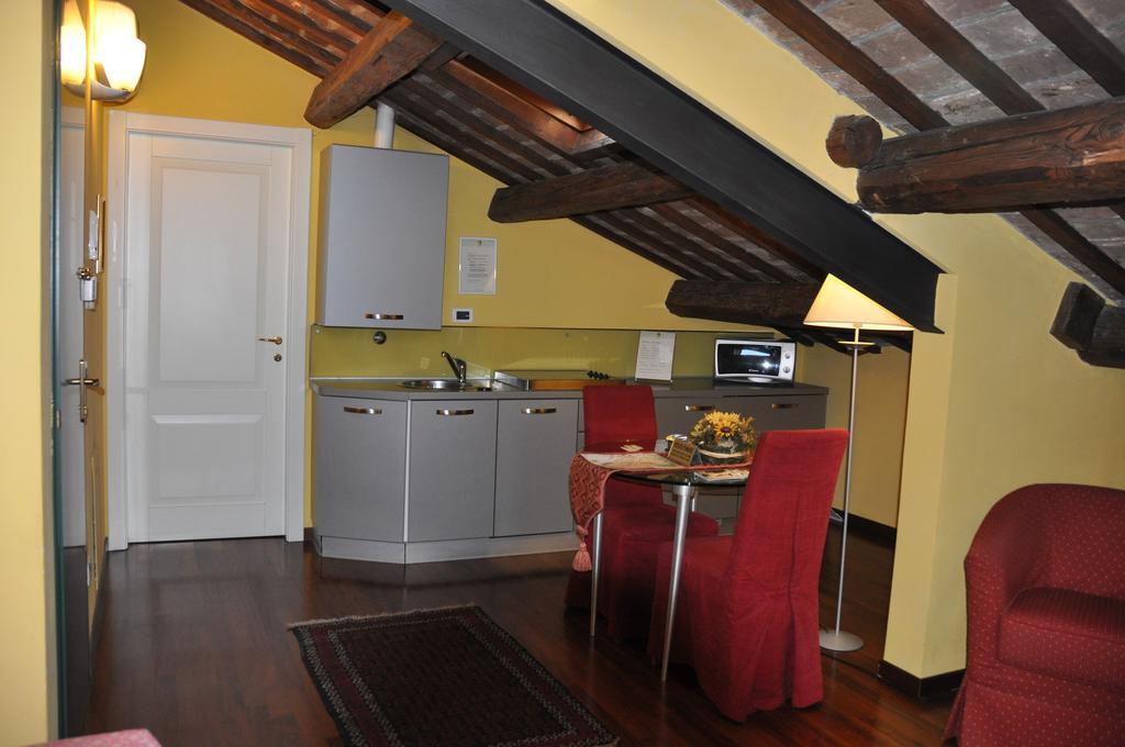 Piazza Nova Guest House フェラーラ 部屋 写真