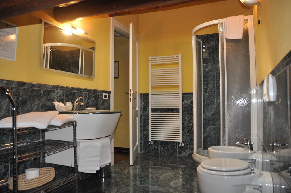 Piazza Nova Guest House フェラーラ 部屋 写真