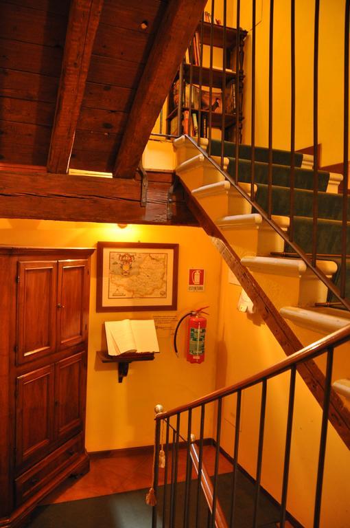 Piazza Nova Guest House フェラーラ エクステリア 写真