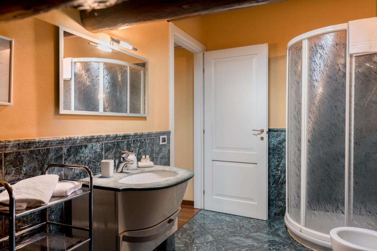 Piazza Nova Guest House フェラーラ エクステリア 写真
